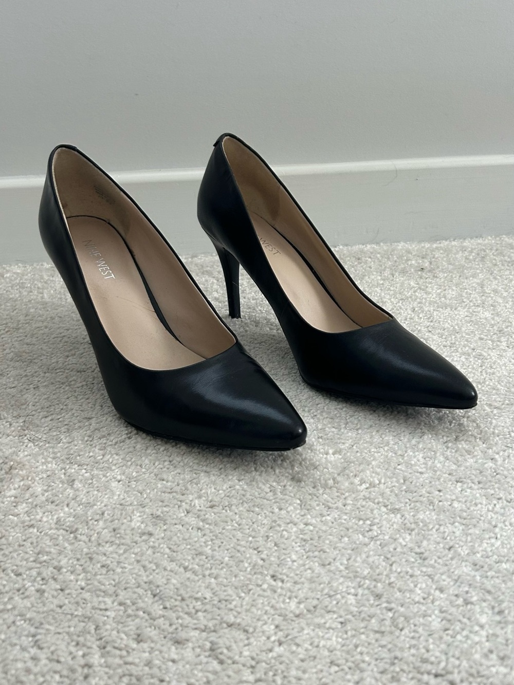 Nine West Black Pointed Toe Stiletto Pumps